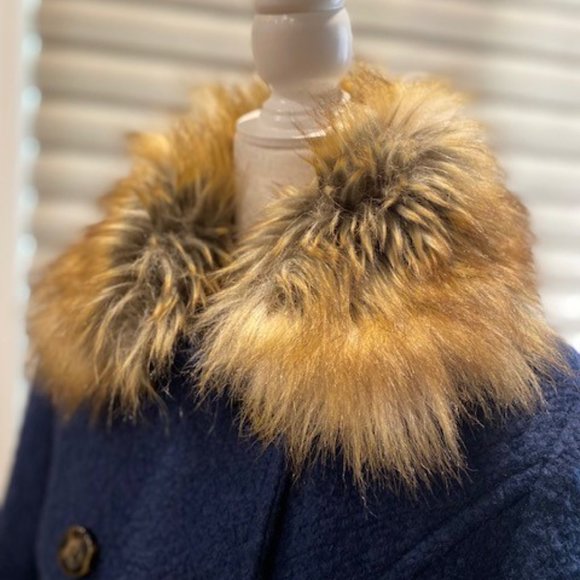 Sold….  LAUNDRY by Shelli Segal Wool Coat - Picture 6 of 16